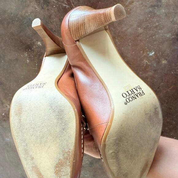 Franco Sarto Heels Leather Loafer Pumps Pointed Toe Buckle Cognac Tan Womens 10 - Picture 8 of 9